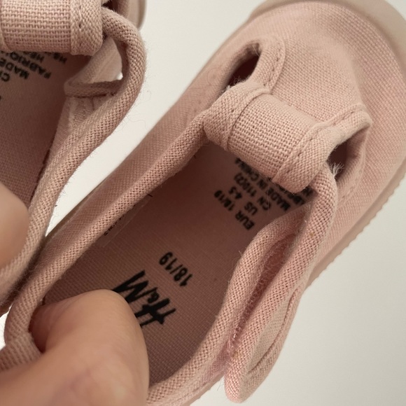 H&M Baby Sneakers - Picture 3 of 5